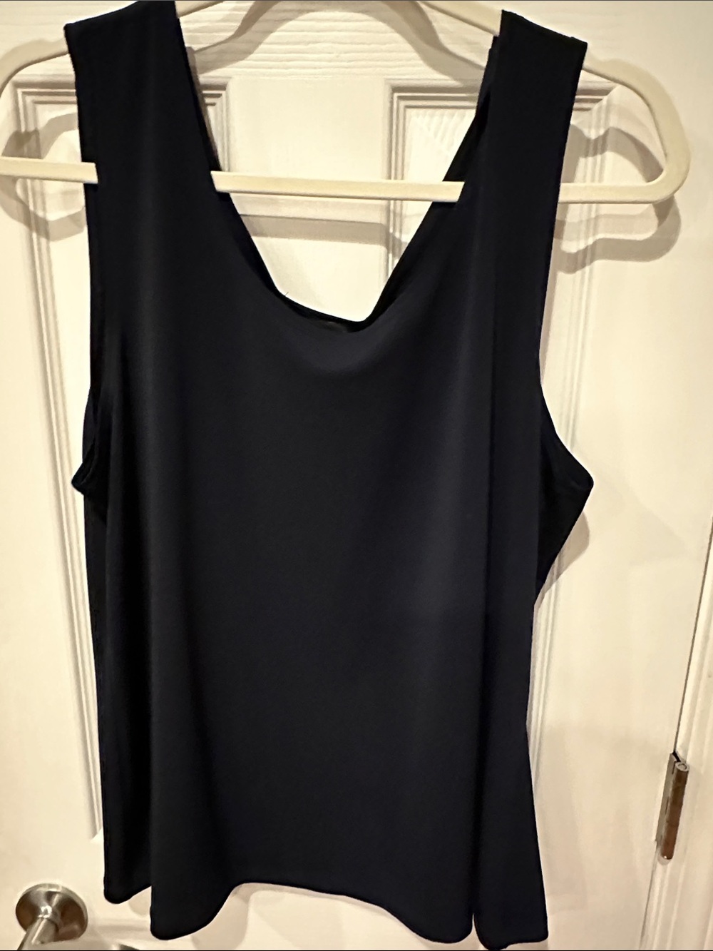 Classic Black Women's Scoop Neck Camisole